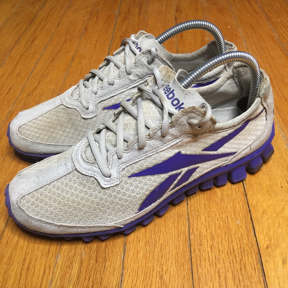 Reebok Running Shoes Women’s Size 9